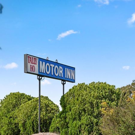 Tally Ho Motor Inn Tenterfield Buitenkant foto