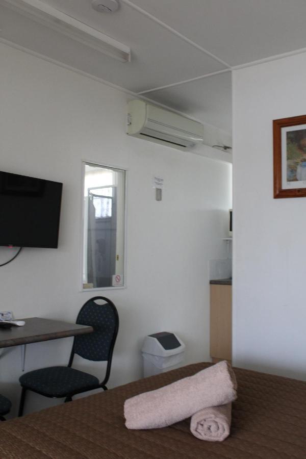 Tally Ho Motor Inn Tenterfield Buitenkant foto