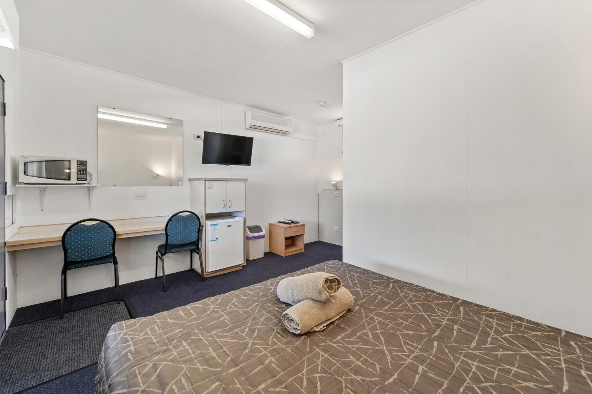 Tally Ho Motor Inn Tenterfield Buitenkant foto