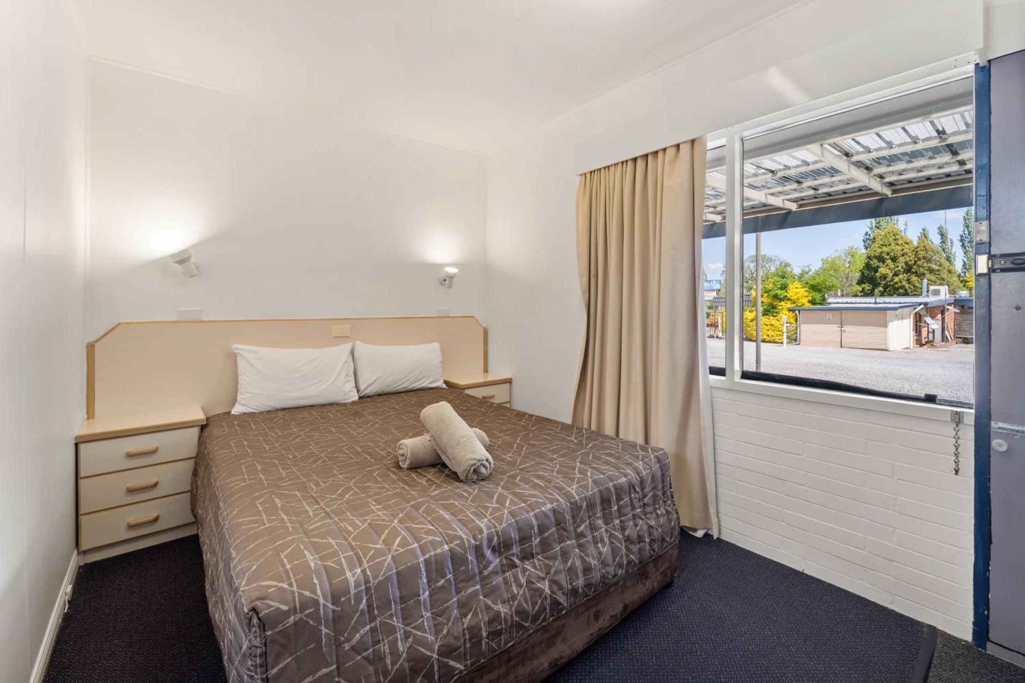 Tally Ho Motor Inn Tenterfield Buitenkant foto