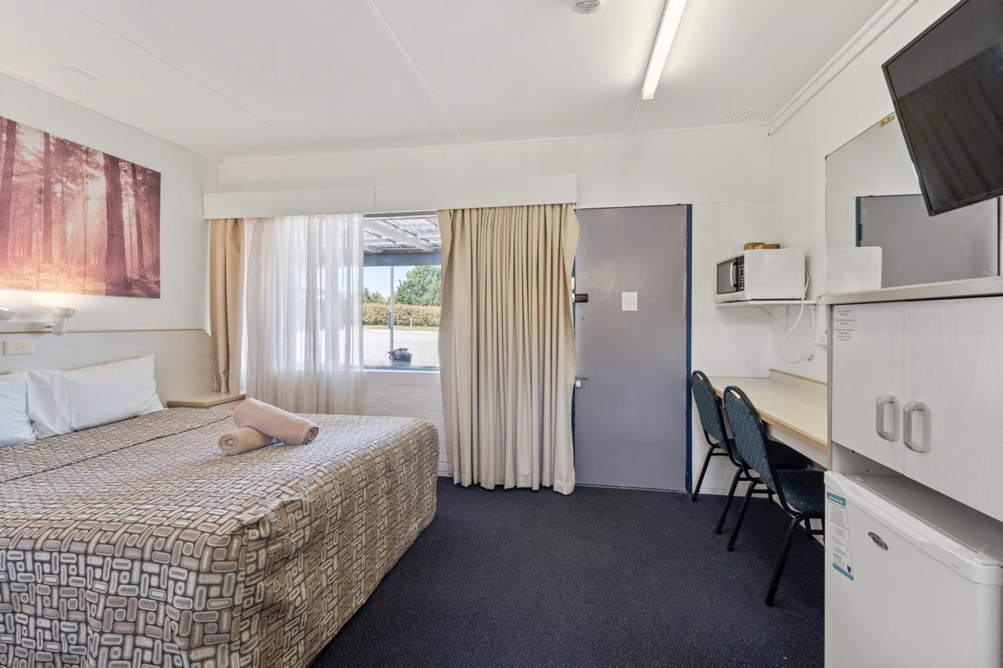 Tally Ho Motor Inn Tenterfield Buitenkant foto