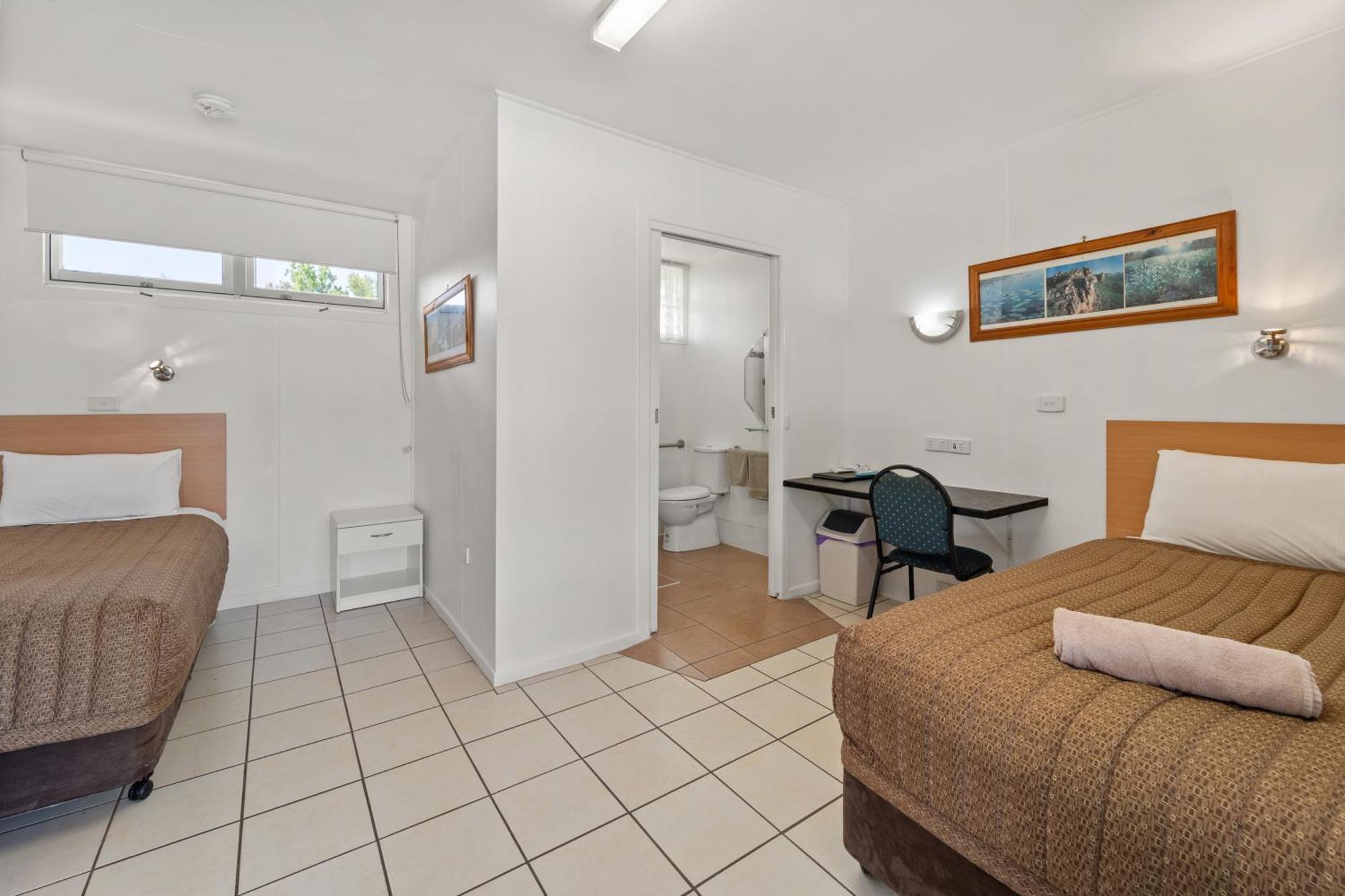 Tally Ho Motor Inn Tenterfield Buitenkant foto