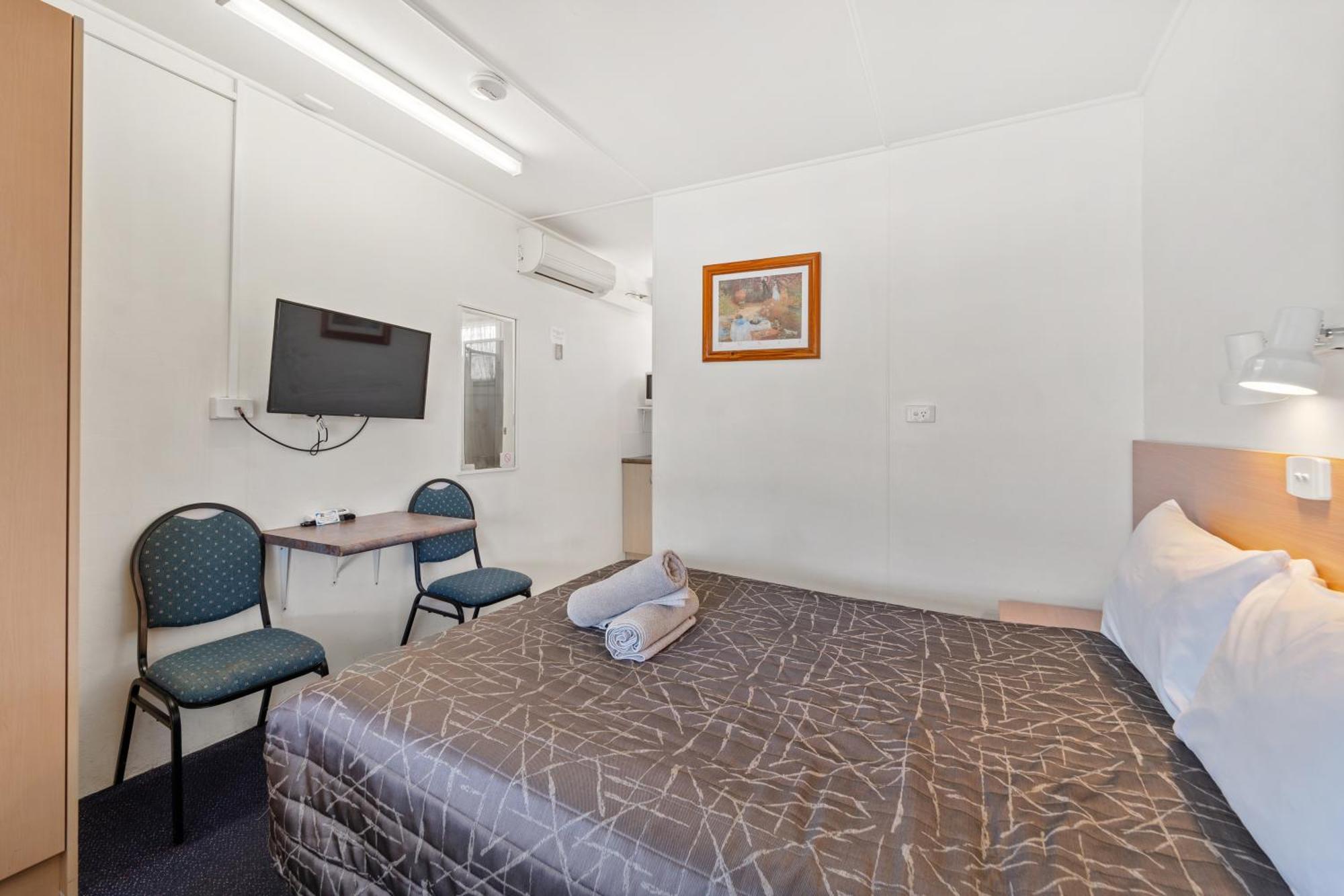 Tally Ho Motor Inn Tenterfield Buitenkant foto