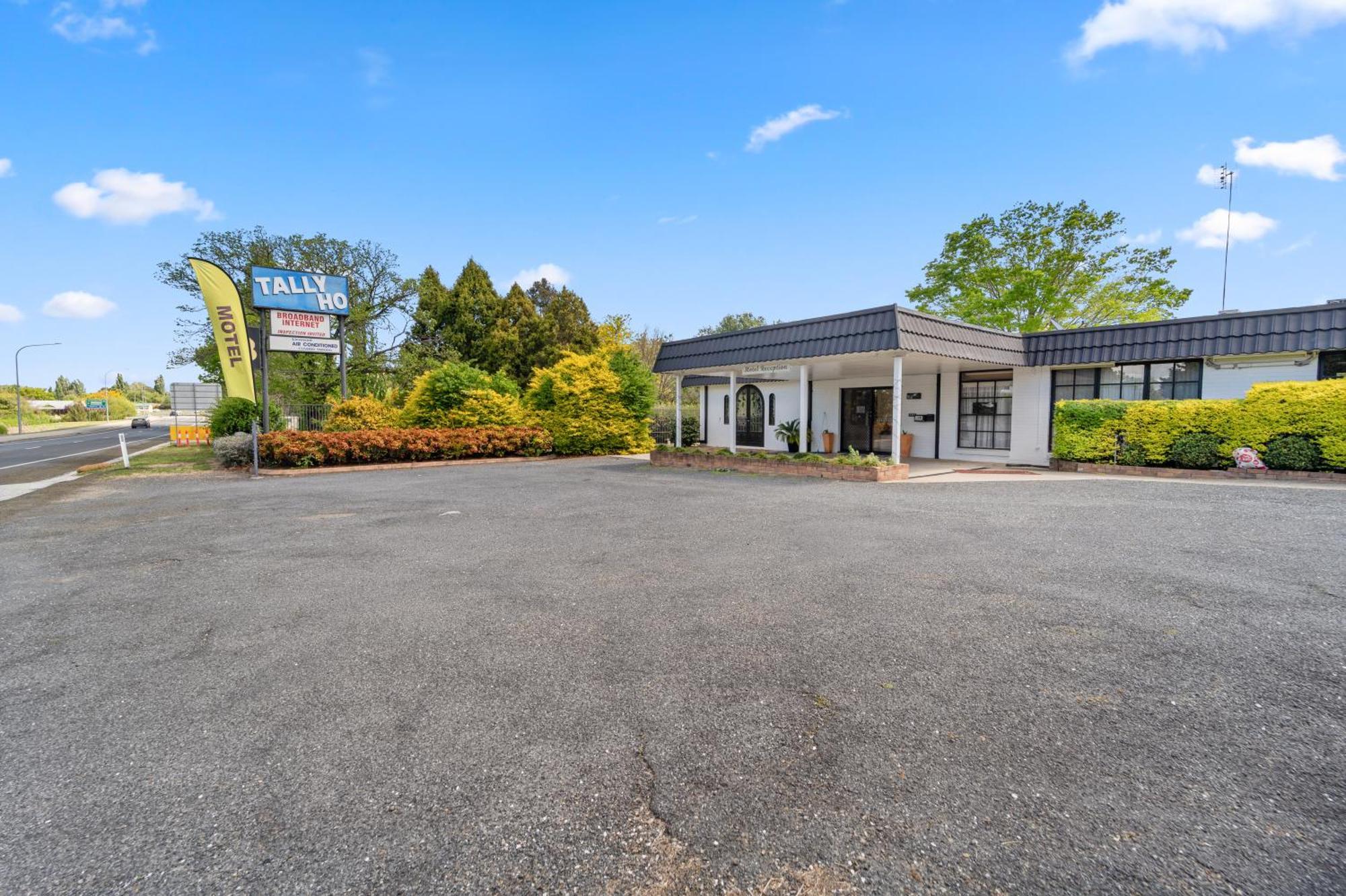 Tally Ho Motor Inn Tenterfield Buitenkant foto