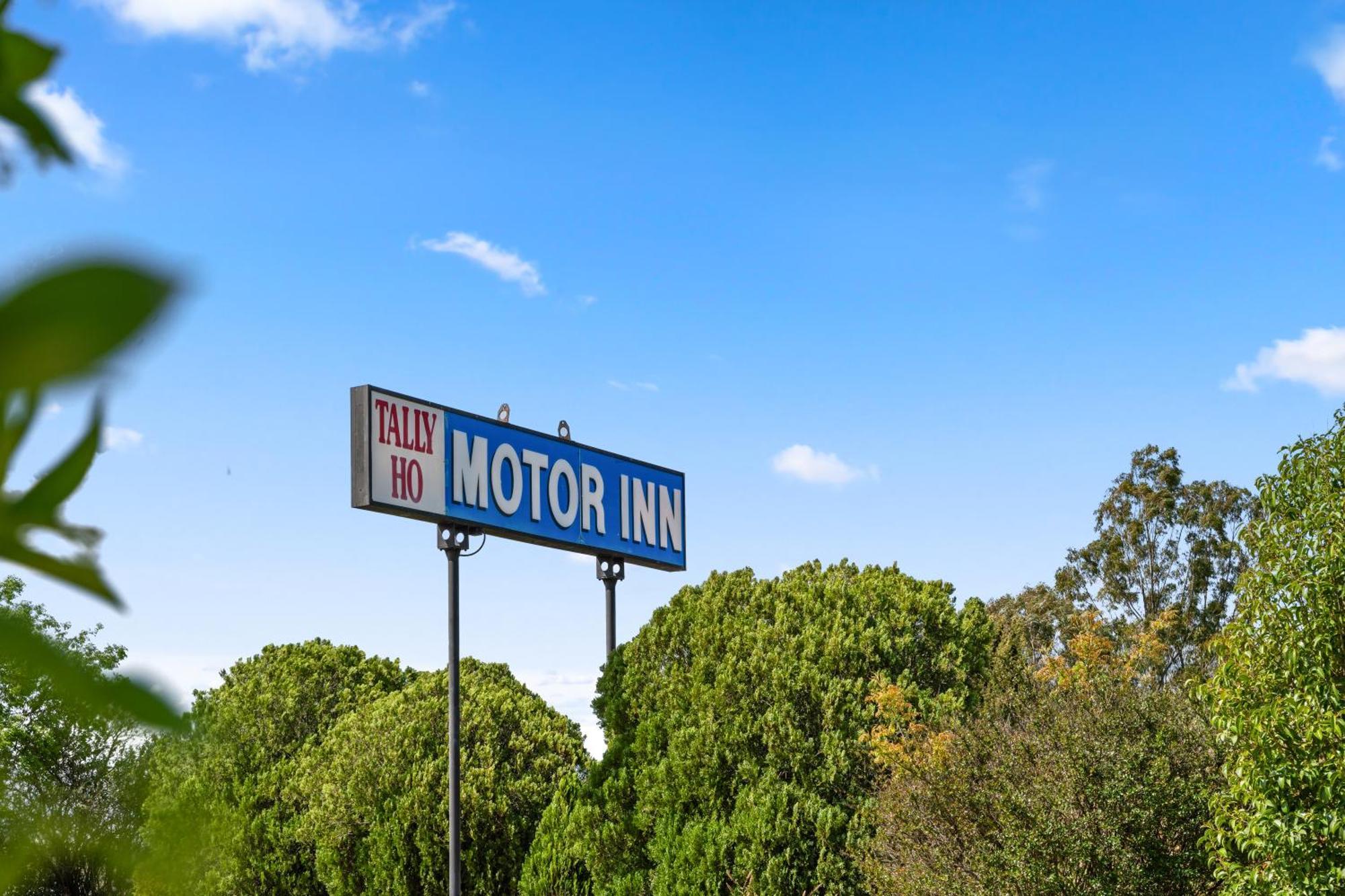Tally Ho Motor Inn Tenterfield Buitenkant foto