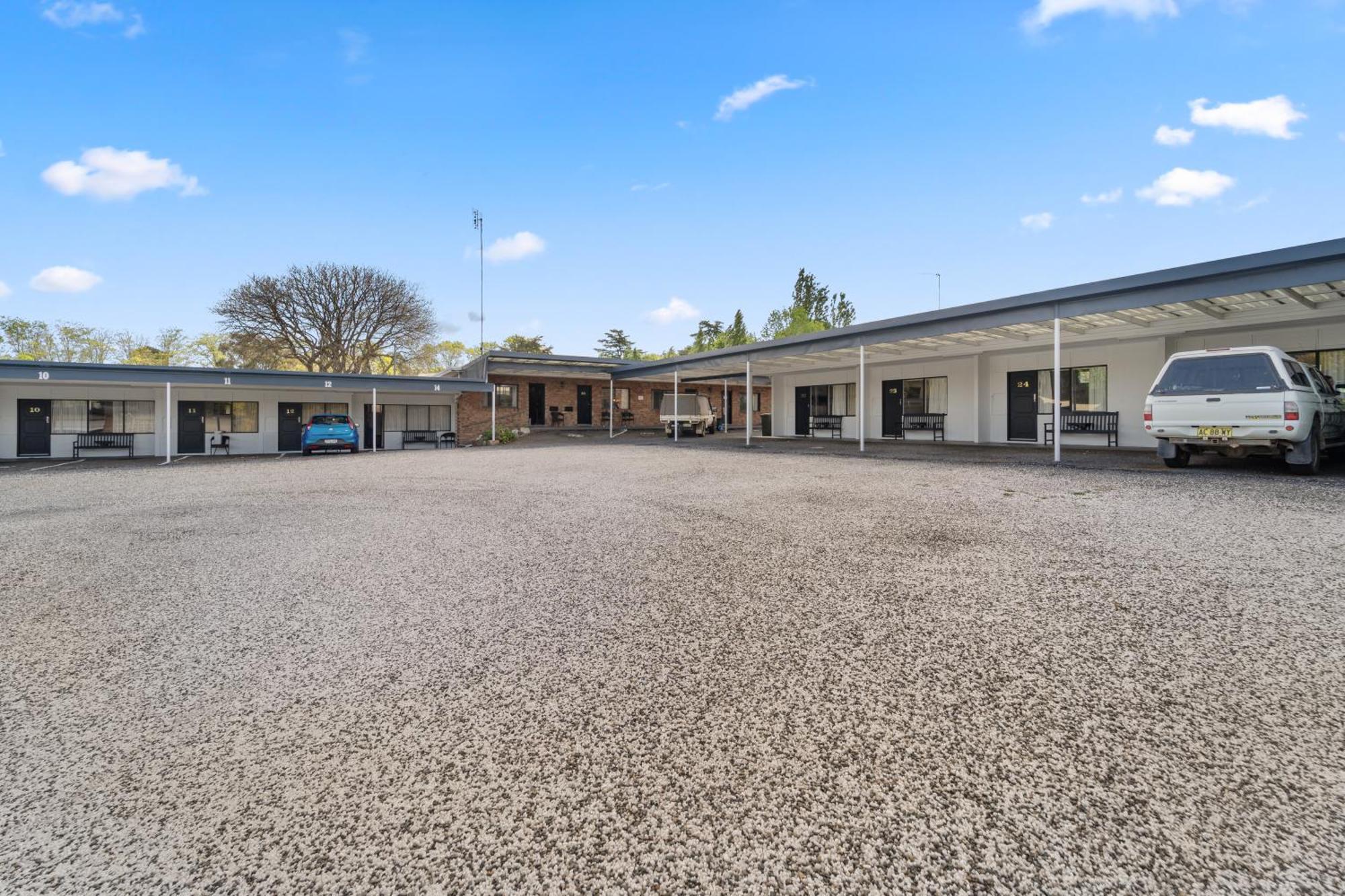 Tally Ho Motor Inn Tenterfield Buitenkant foto