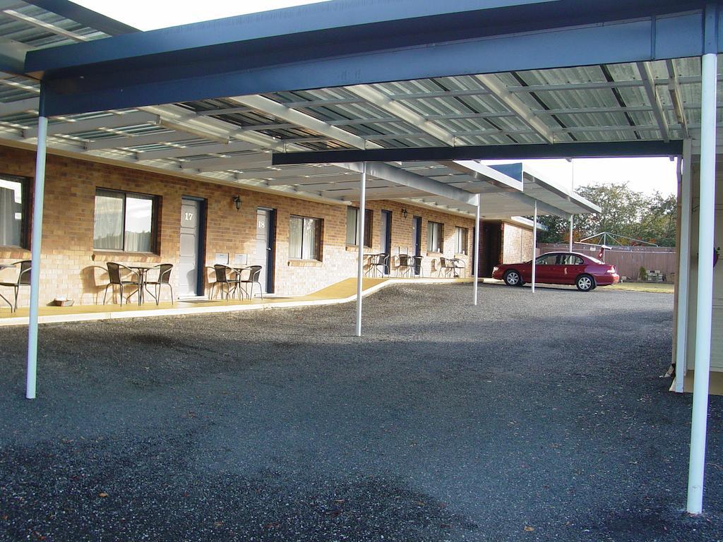 Tally Ho Motor Inn Tenterfield Buitenkant foto